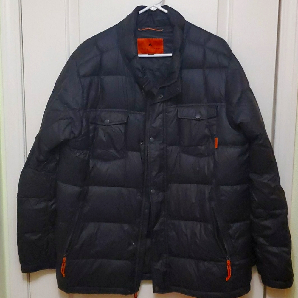 Basin + range L puff coat